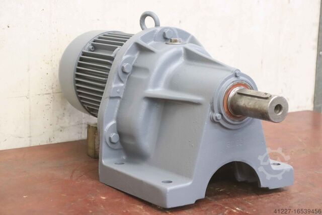 Växelmotor 1,5 kW 28 rpm Bauer D 166/1461