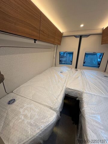 Camper van BÜRSTNER Habiton X HMX 6.0 *Offroad Paket*AHK 2,8t*sofort