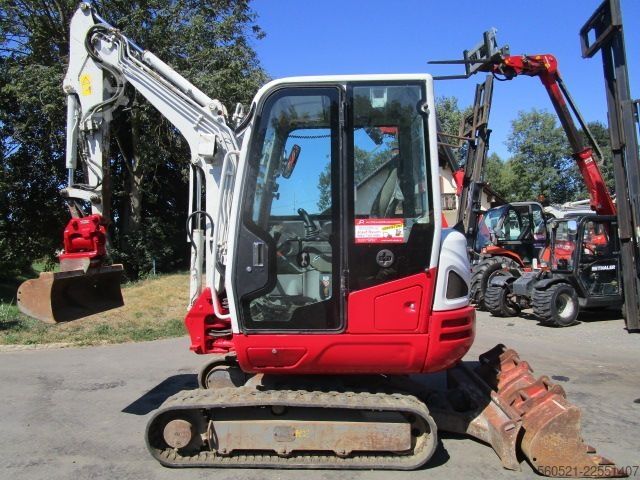 Mini bager Takeuchi TB 230 - POWERTILT + hydr. Schnellwechsler + 4 Löf