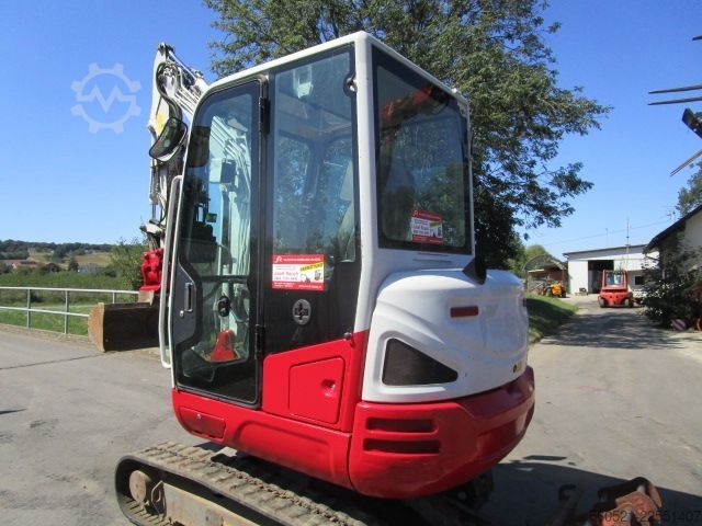 Mini bager Takeuchi TB 230 - POWERTILT + hydr. Schnellwechsler + 4 Löf