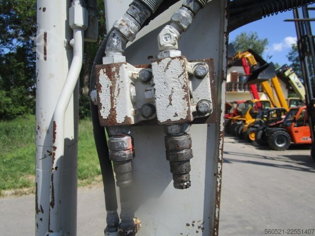 Mini bager Takeuchi TB 230 - POWERTILT + hydr. Schnellwechsler + 4 Löf