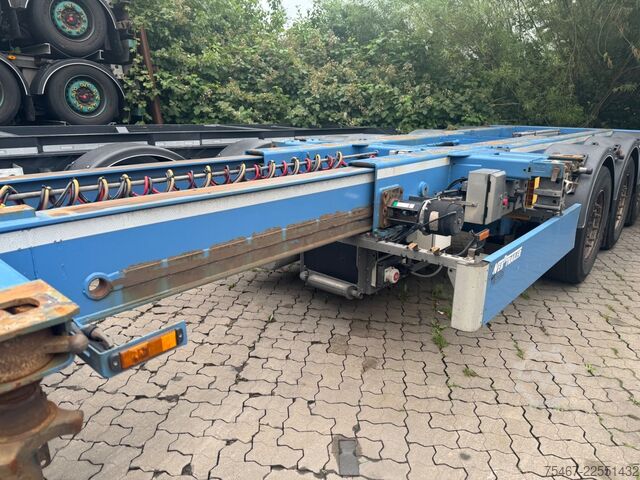 Semi-remorque à carrosserie interchangeable WEB-TRAILER Web-Trailer Genset Kühlagrigat 3x Vorhanden