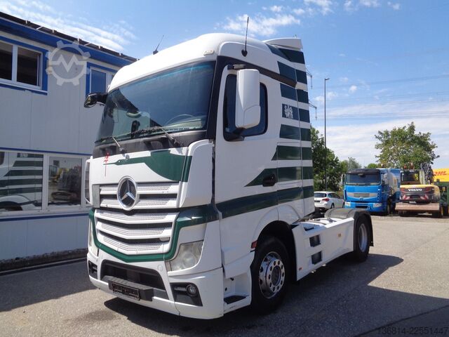 Standardowy ciągnik siodłowy MERCEDES-BENZ Actros 1845 LS Safety Pack