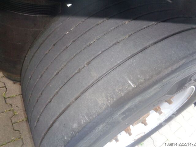 Naczepa otwarta z plandeką KÖGEL S24-1 Mega Liftachse 445/45 R19,5
