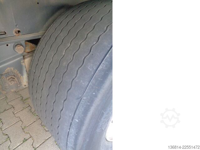 Naczepa otwarta z plandeką KÖGEL S24-1 Mega Liftachse 445/45 R19,5