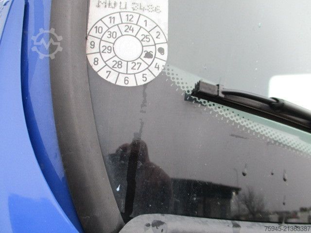 Kamion sa ravnom platformom i ceradom RENAULT D12/280, LBW, TÜV 03/2026