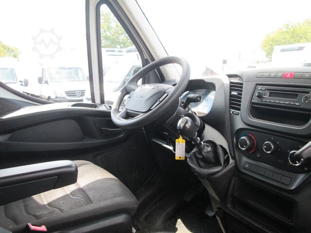 Šasija kombija IVECO 35c14 CNG 3.0 *Fahrgestell*Euro6*