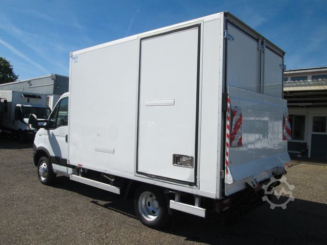 Chladírenská dodávka IVECO 35 C13*Kühlkoffer*LBW*Euro5*2.15m Breit*