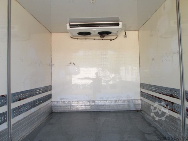 Chladírenská dodávka IVECO 35 C13*Kühlkoffer*LBW*Euro5*2.15m Breit*