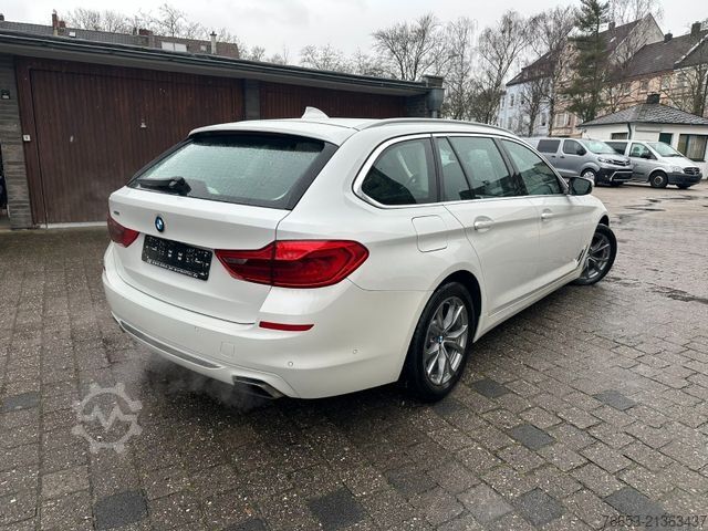 Minibus BMW 540d xDrive 235kw*PANO*Leder*Digi*LED*Standh*HUP