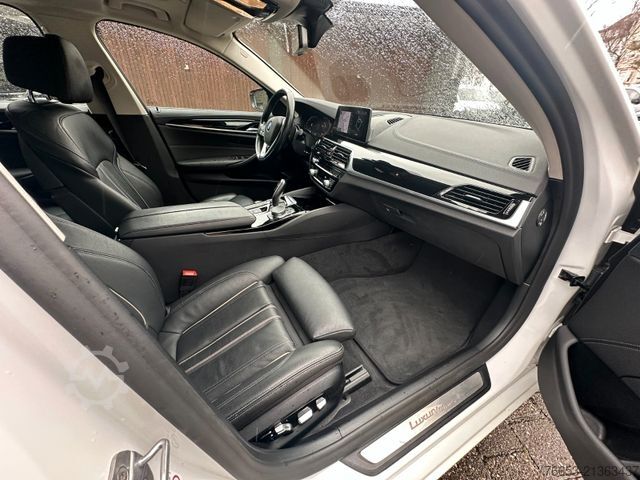 Minibus BMW 540d xDrive 235kw*PANO*Leder*Digi*LED*Standh*HUP