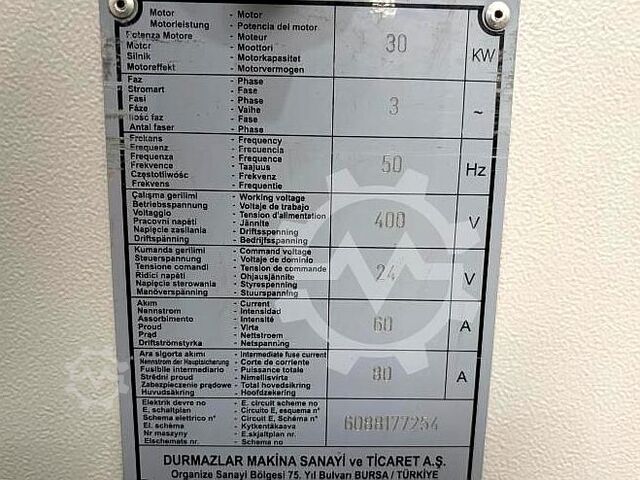 Guilhotina de chapa Durma SBT 3013, ano 2017 Durma SBT 3013