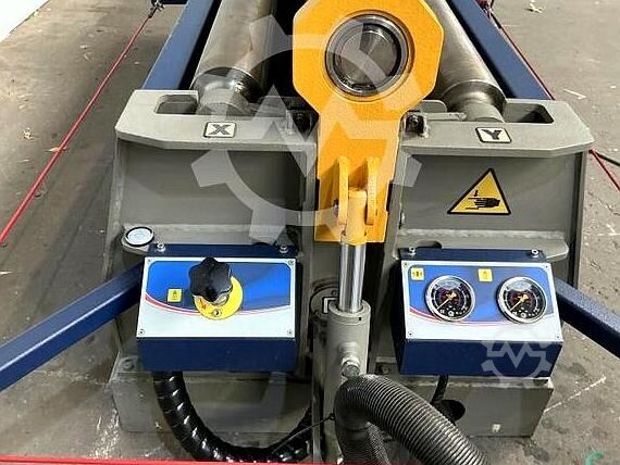 Calandras MG M 1206 P 2019 MG M 1206 P