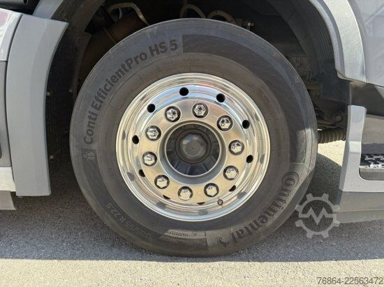 Standardowy ciągnik siodłowy VOLVO FH 500, EURO 6, RETARDER, STANDKLIMA