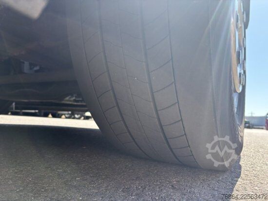 Standardowy ciągnik siodłowy VOLVO FH 500, EURO 6, RETARDER, STANDKLIMA