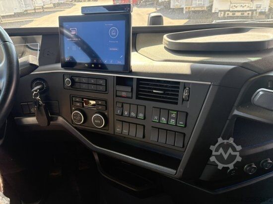 Standardowy ciągnik siodłowy VOLVO FH 500, EURO 6, RETARDER, STANDKLIMA