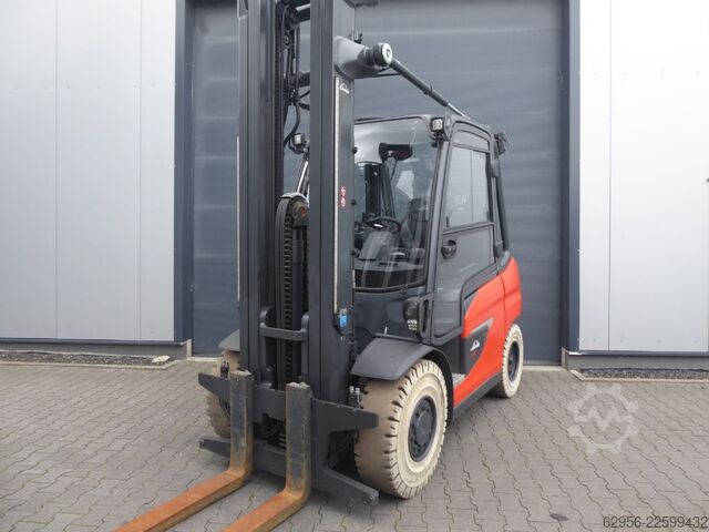 Elektro 4 Rad-Stapler Linde X50