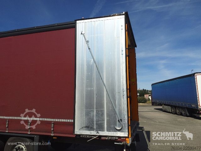 Auflieger mit Pritsche & Plane Schmitz Cargobull Semitrailer Curtainsider Standard