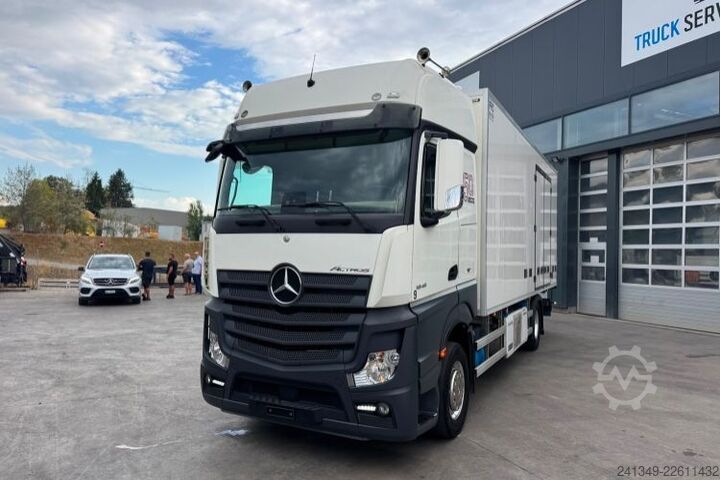 Rashladni kamion MERCEDES-BENZ Actros 1846 Thermoking UT1200
