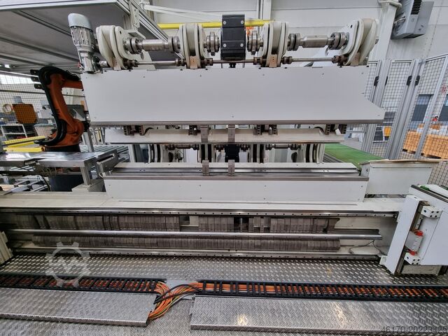 Tam otomatik katlama merkezi RAS MiniBendCenter 79.05