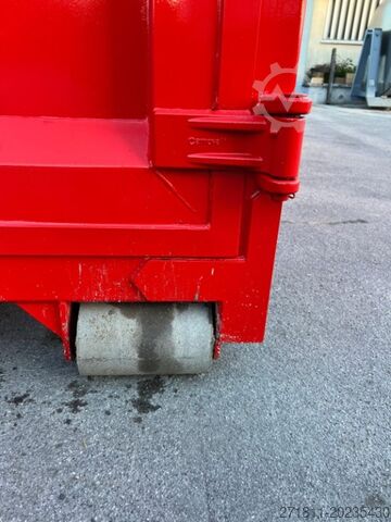 Κοντέινερ γάντζου  CONTAINER SCARRABILE A CIELO APERTO