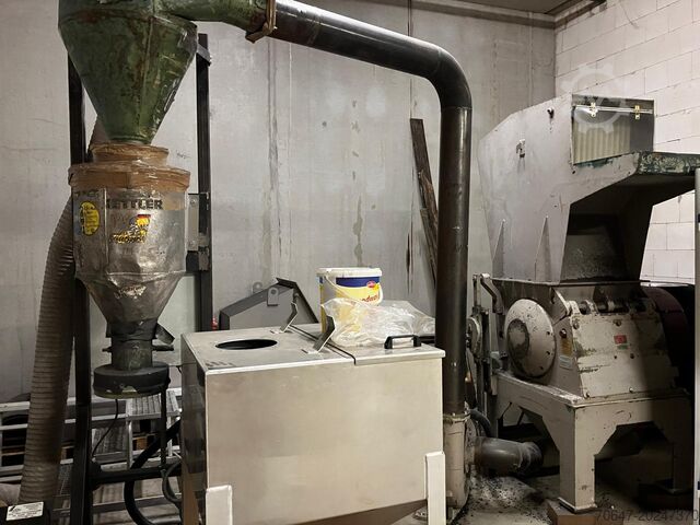 Snijmolen 22 kW met afzuiging en silo HERBOLD CS450/600-2A