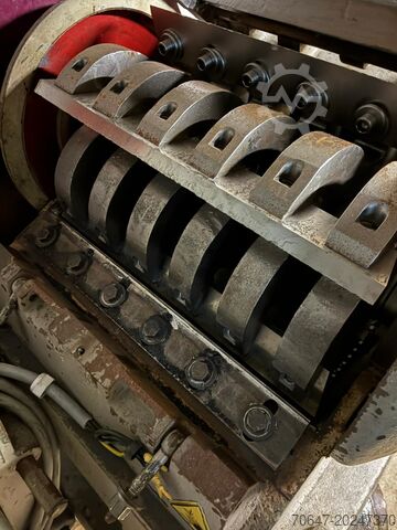 Snijmolen 22 kW met afzuiging en silo HERBOLD CS450/600-2A