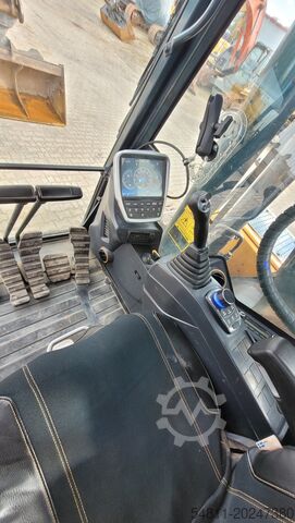 Bandgrävare Hyundai HX220AL
