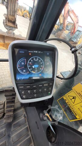 Bandgrävare Hyundai HX220AL