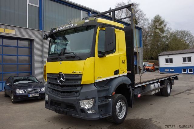 Platós teherautó MERCEDES-BENZ 1840L + Anhänger