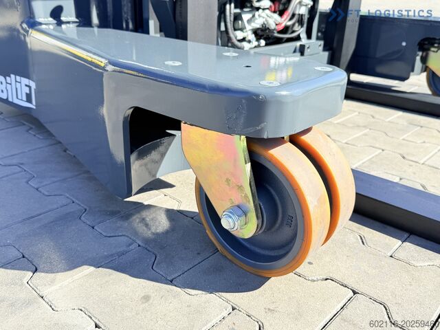 Vierwegheftruck Combilift WR-4 / TRIPLEX 5500 / NEW / 420AH