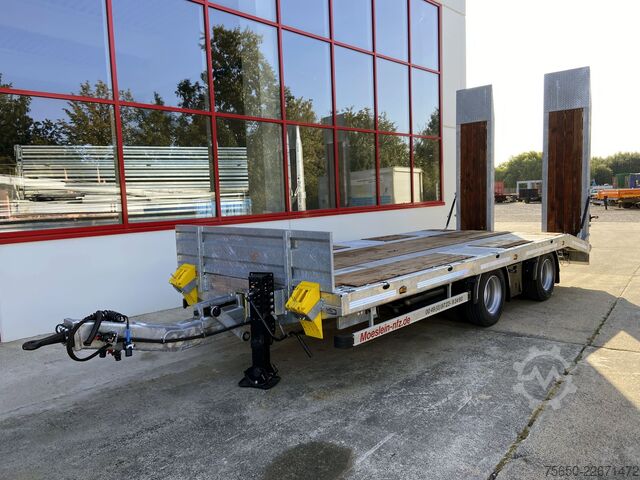Reboque com plataforma rebaixada Möslein TT21- 7,2  21 t Tandemtieflader, Luftgefedert, NEU