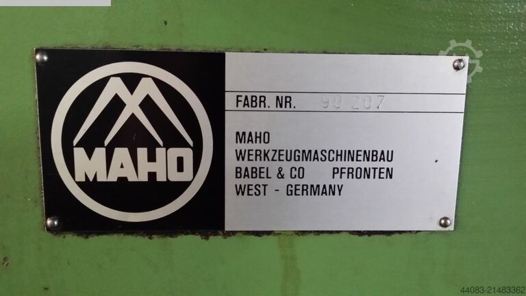 Szerszámtermi marógép - Universal MAHO MH-C 900P