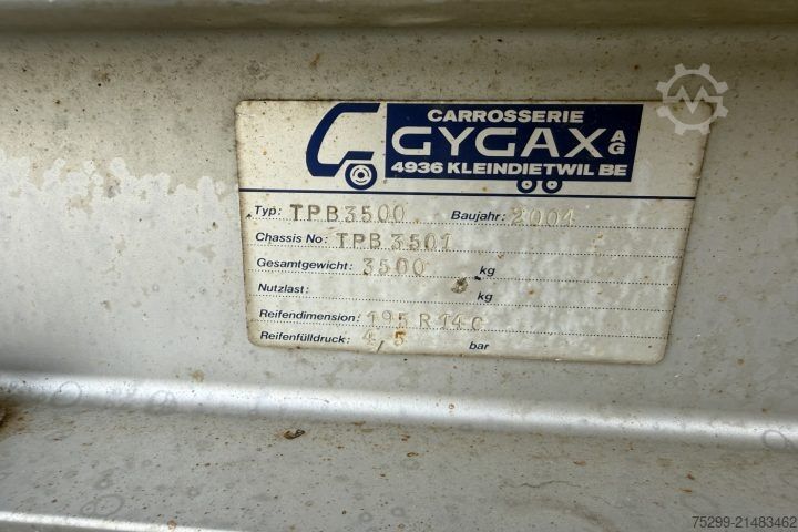 Anhänger mit Pritsche & Plane  TPB3500 Plane / Swiss-Vehicle