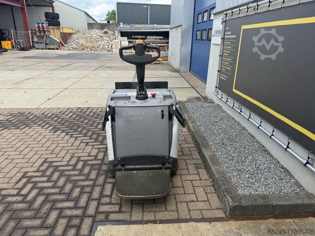 VS-21765 Elektrisk ride-on pallevogn med gafler på 1600 mm ATLET PLP 200