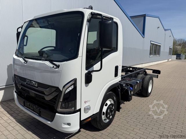 Andere ISUZU NPR-M30 Autom. 5.2 l 190 PS Radst. 2.765 mm