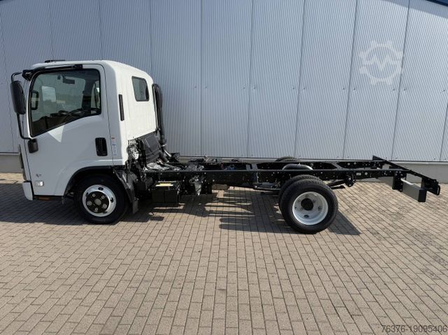Mások ISUZU NMR-M29 9Gang-Autom. Fahrgestell NEUES MODELL