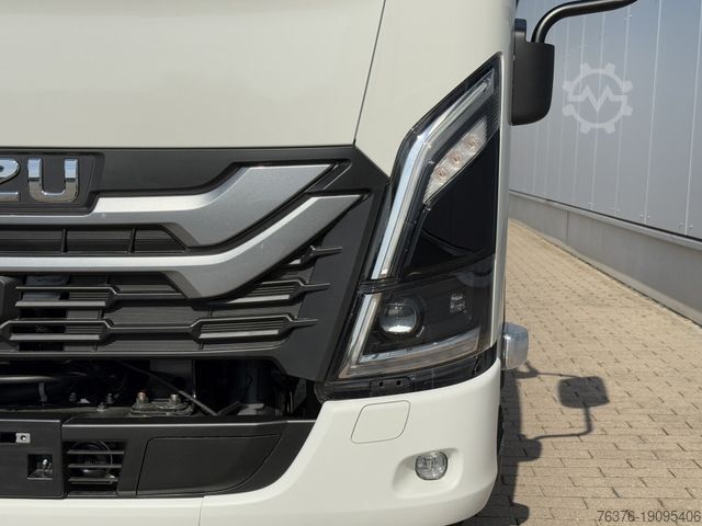 Mások ISUZU NMR-M29 9Gang-Autom. Fahrgestell NEUES MODELL