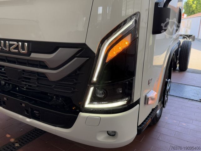 Mások ISUZU NMR-M29 9Gang-Autom. Fahrgestell NEUES MODELL