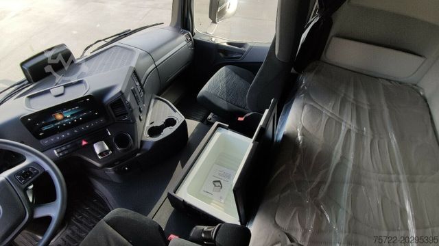 Houttransportwagen MERCEDES-BENZ AROCS 3353 6x4 LANGHOLZ TAJFUN LIV 300Z 9,6