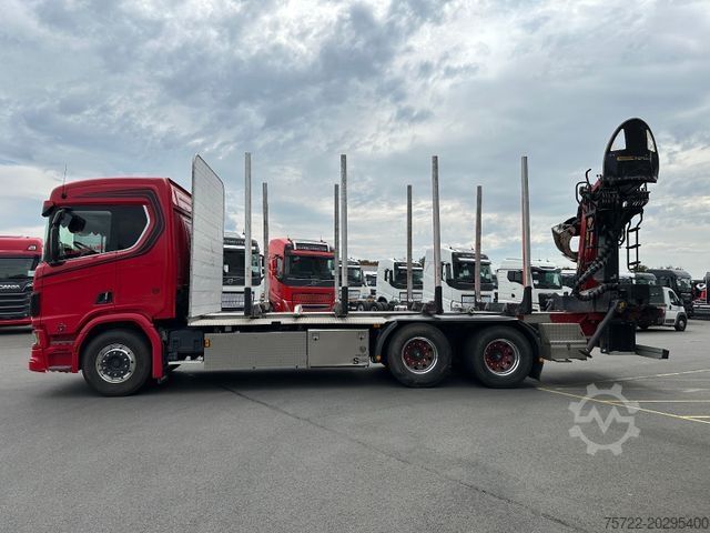 Tomruk kamyonu SCANIA R580 6x4 Kurzholz Epsilon M12Z