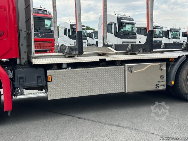 Tomruk kamyonu SCANIA R580 6x4 Kurzholz Epsilon M12Z