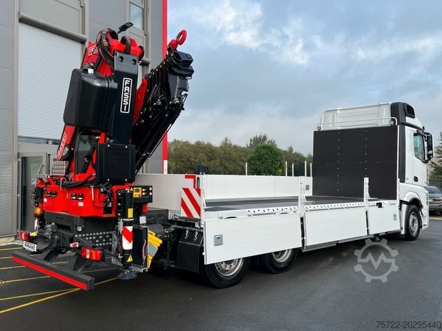 Lastbilmonteret kran MERCEDES-BENZ ACTROS 2548/CONTAINERPRITSCHE/KRAN FASSI F545