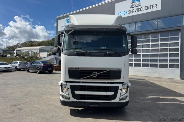 Gru montata su autocarro VOLVO FH-460 6x2 HMF2420-7