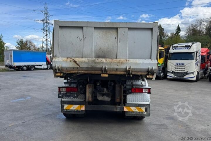 Autocarro ribaltabile RENAULT Kerax 450 6x4 Bordmatik