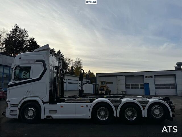System för krokarm Scania R660 8x4 Hooklift WATCH VIDEO