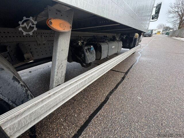 Furgone chiuso FUSO Canter 7C18 Koffer mit Ladebordwand *Klima*