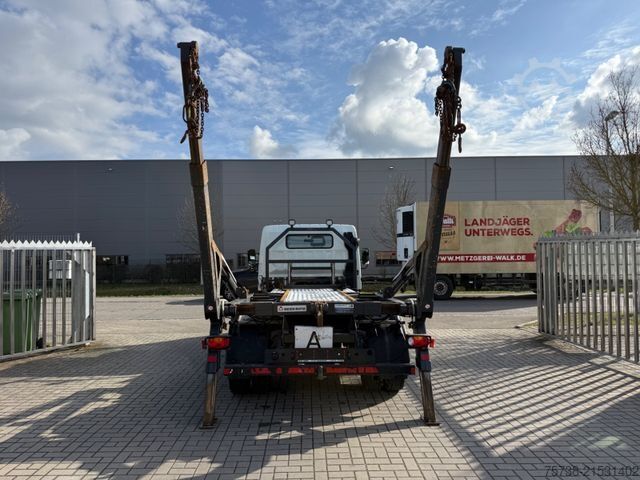 Tipper van FUSO Canter 7C18 Absetzkipper VERBREITERBAR/Klima