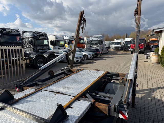 Tipper van FUSO Canter 7C18 Absetzkipper VERBREITERBAR/Klima