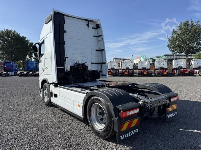 Standart çekici ünitesi Volvo FH 500 Globe XL Retarder I-Park Cool Leder GSR